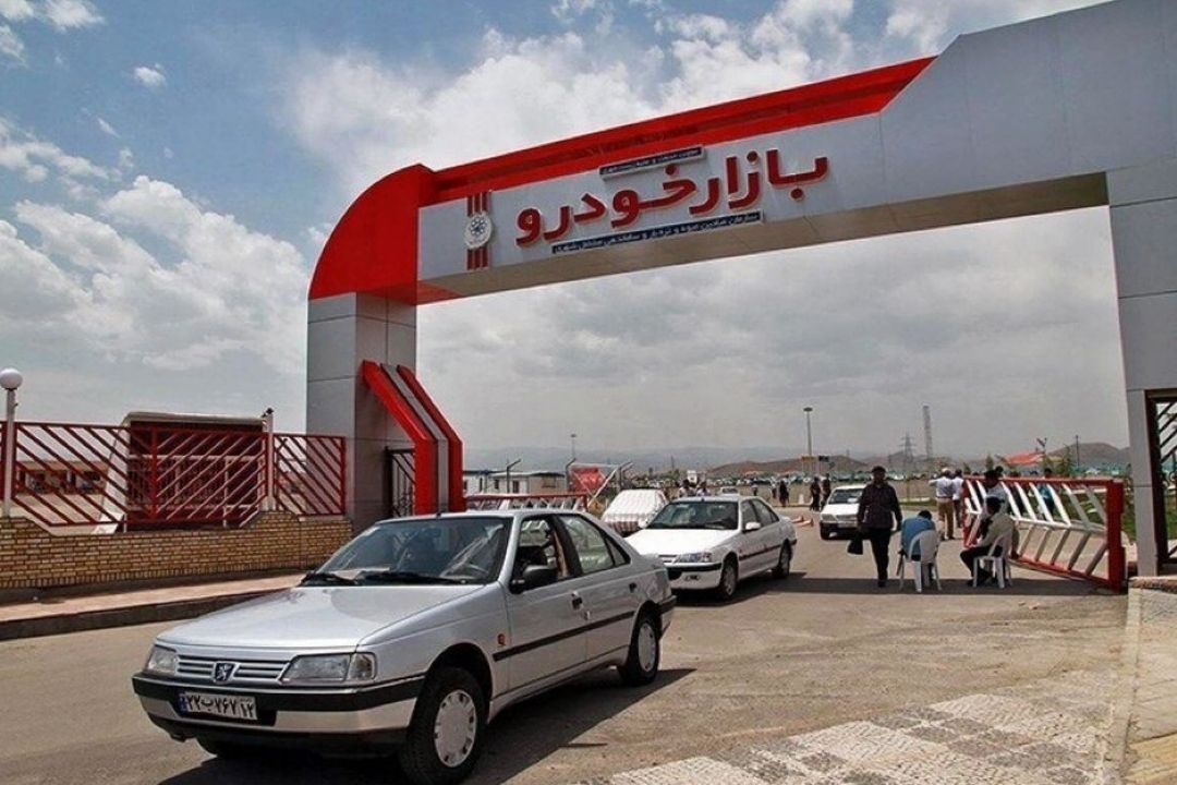 نگاهی به بازار خودرو 1400