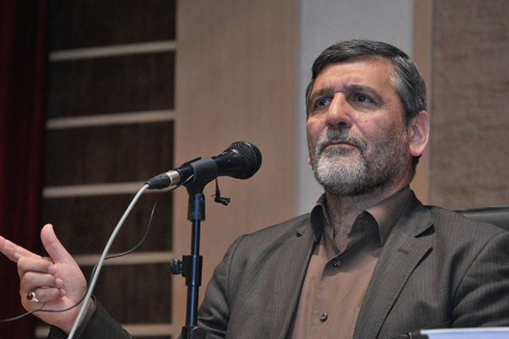 عضو تشخیص مصلحت نظام 12 فروردین را به عنوان هویت ایران اسلامی نام برد