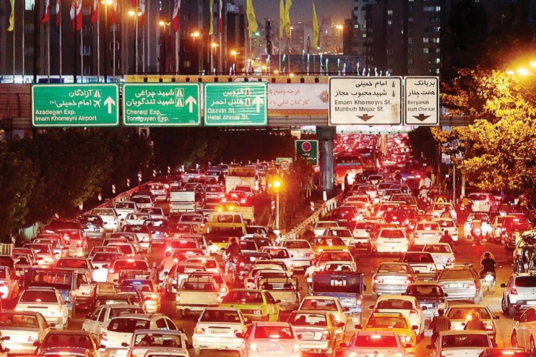  آسیب شناسی ترافیك تهران و راهكارهای برون رفت از آن