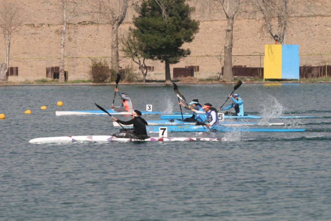 «جهان ورزش» با نمایندگان و اعضای مسابقات قایقرانی قهرمانی آسیا صحبت می‌كند