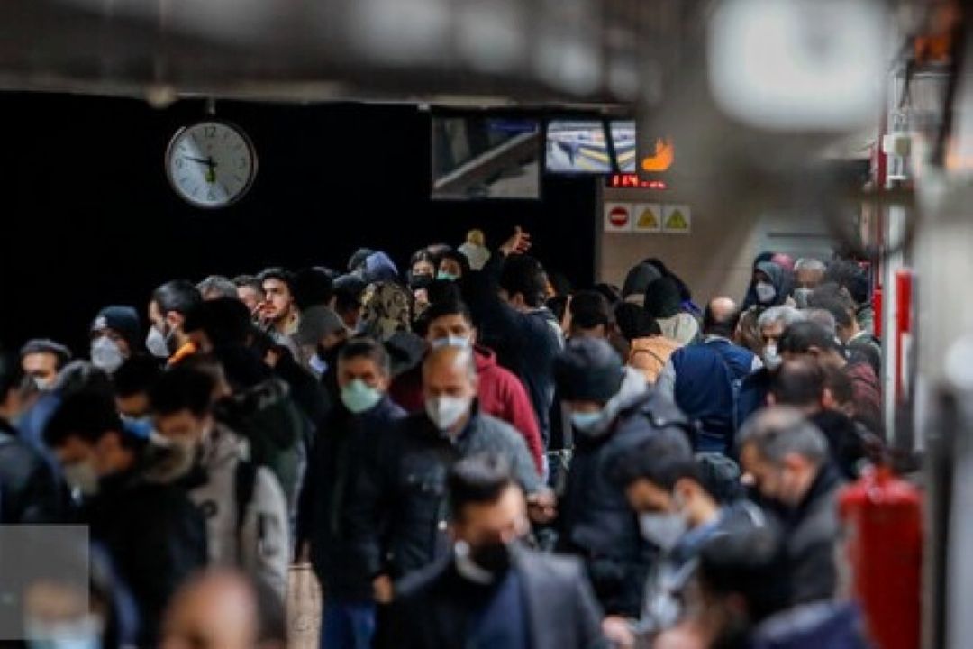 احتمال وقوع موج هفتم كرونا؛ اواسط اردیبهشت/ شرایط بیماری عادی نیست