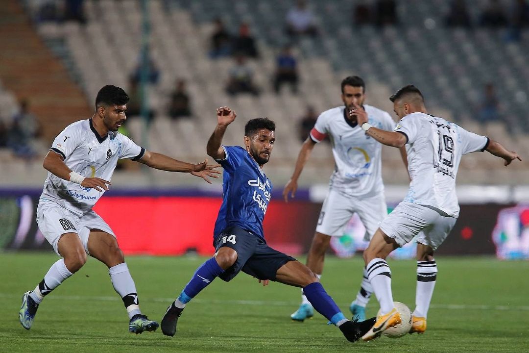 استقلال 0_0 پیكان/ تساوی به نفع پرسپولیس