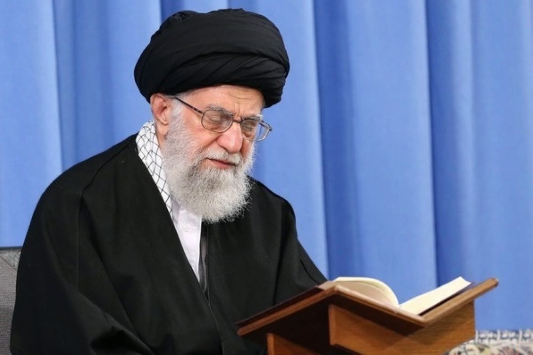 بنده با رادیوتلاوت مأنوسم