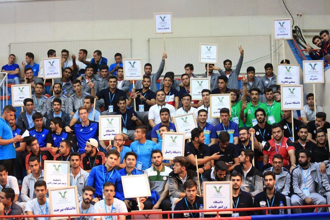 بررسی زیرساخت های ورزش دانشگاهی 