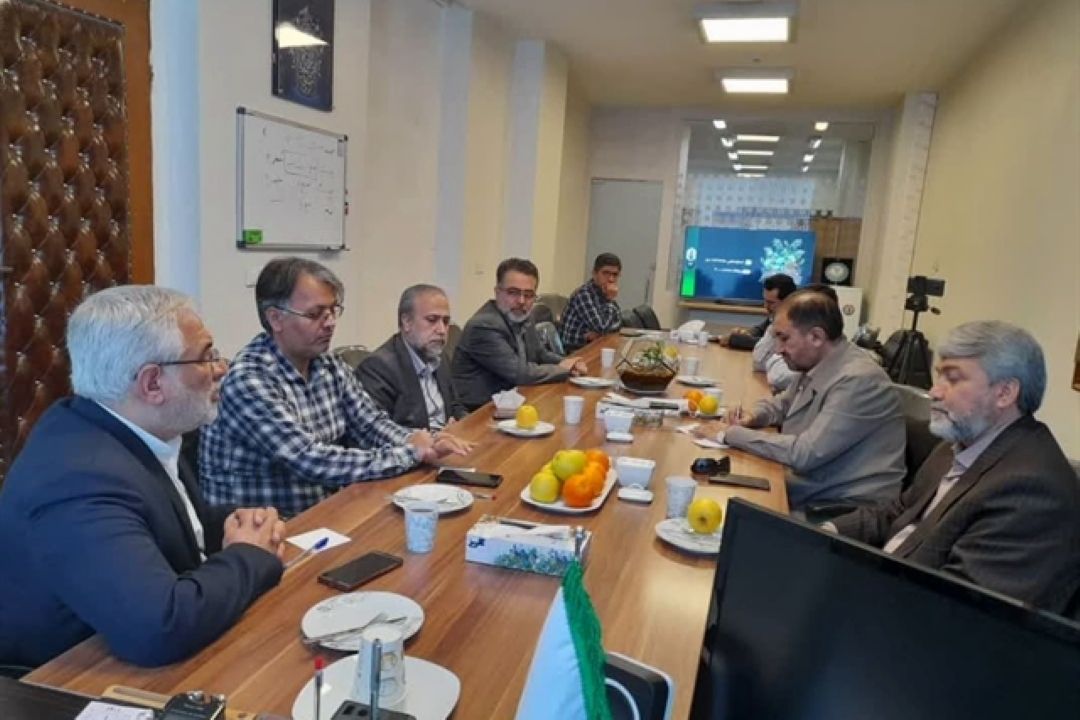  ضرورت توجه بیشتر رسانه ها و دست اندرکاران به موضوعات زیارتی و فرهنگی/ بازدید رئیس سازمان حج از رادیو زیارت