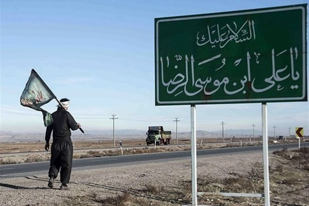 تشرف 10هزار زائر پیاده به مشهدالرضا در دهه کرامت