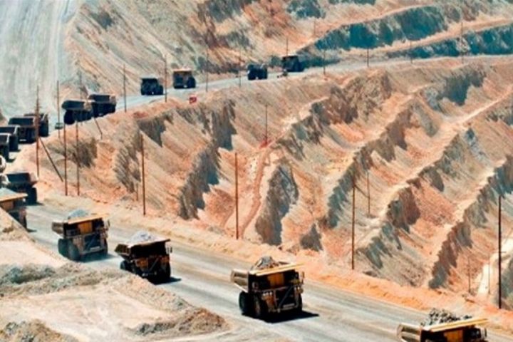 وجود 350 معدن دارای پروانه در سیستان و بلوچستان/ تكمیل زنجیره فرآوری مواد معدنی در استان ضرورت دارد