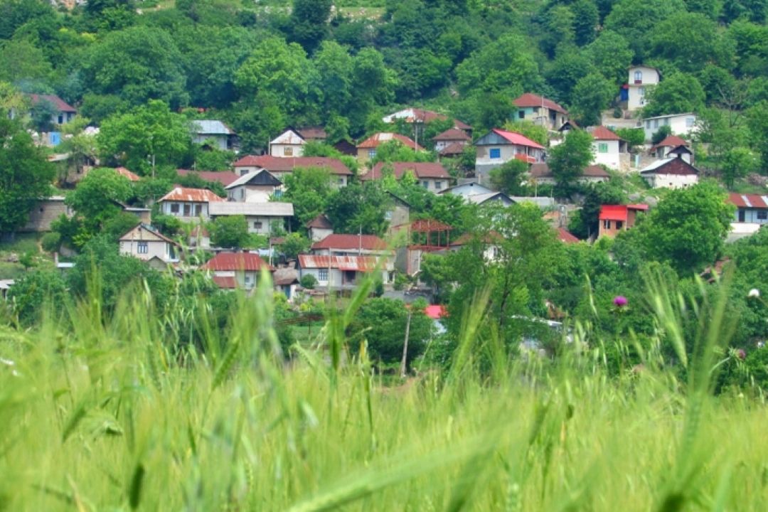 "اینجا پایتخت نیست": سفر به شمال ایران با رادیو تهران