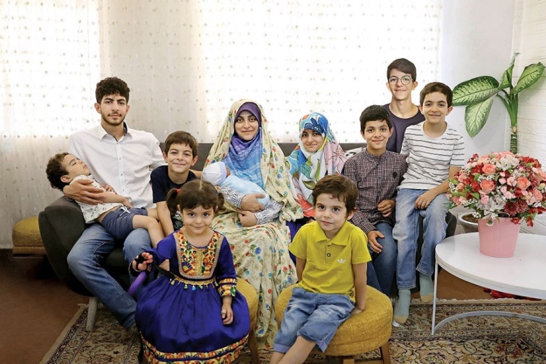 مادر دهه شصتی با 10 فرزند: مادر بودن، سختی و شیرنی در كنار هم است