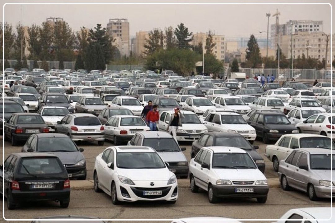 پاركینگ پلیس در انتظارِ خودروی متخلفان