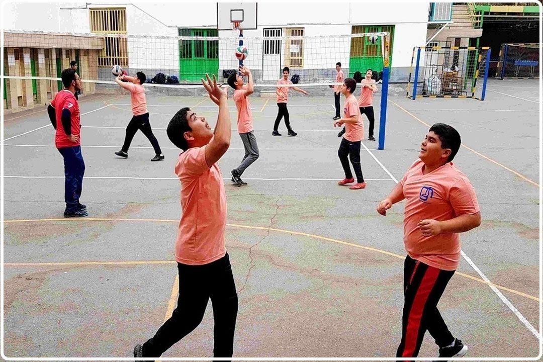 چالش‌های آموزش مجازی در پی تعطیلی مدارس پایتخت به دلیل آلودگی هوا