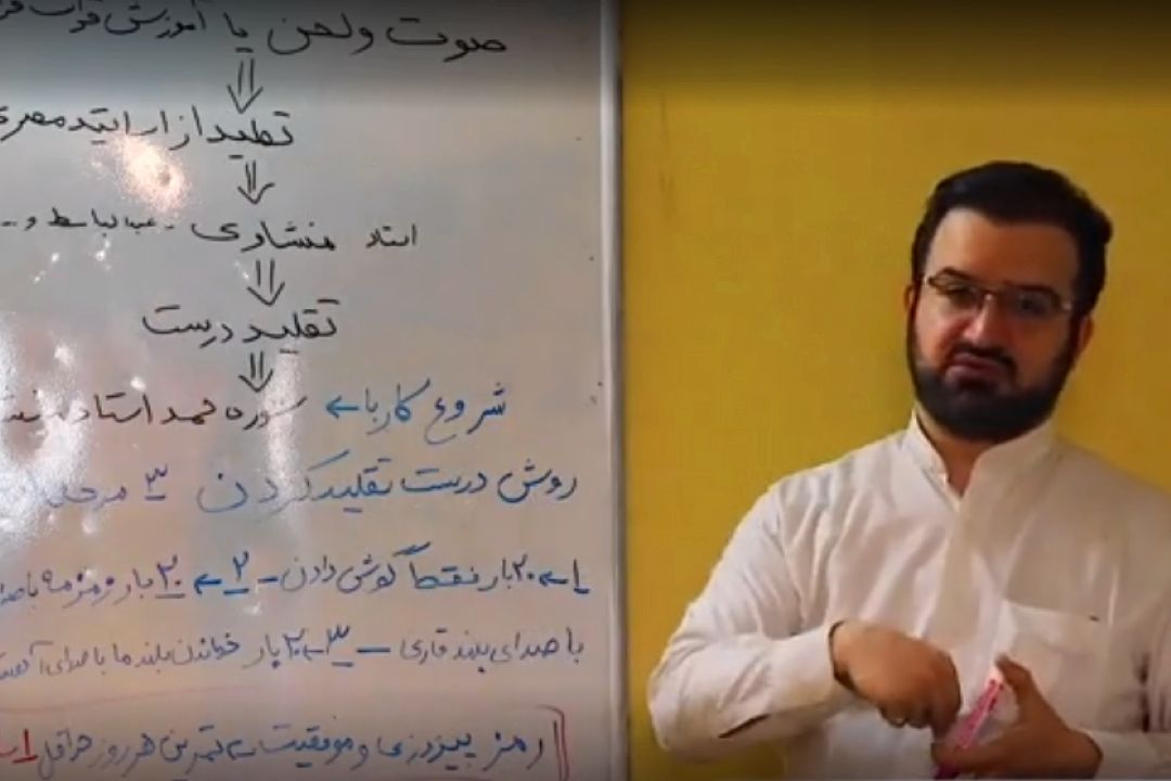 حضور تلفنی استاد محمدخان از چهره های ممتاز قرآنی كشور در جشنواره قرآنی صد 