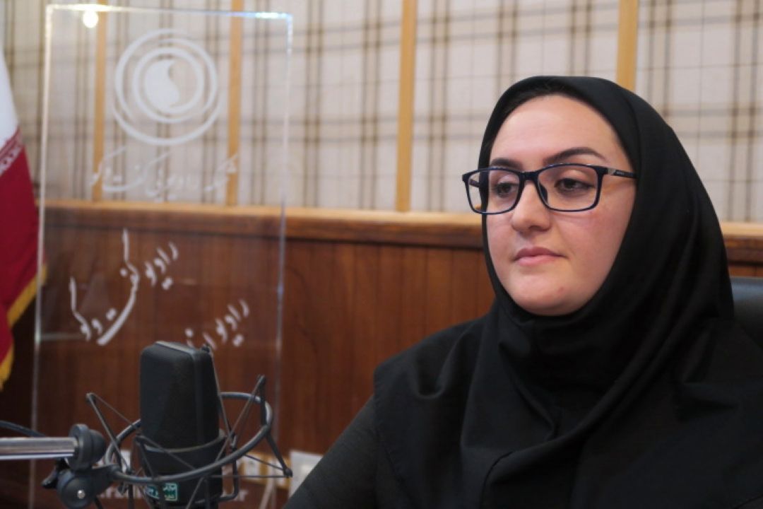 زنان در جامعه با حفظ نقش سنتی، حضور فعال دارند