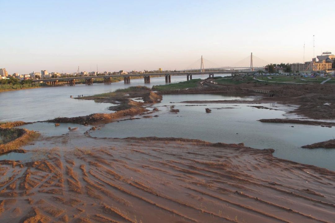 ورود پساب و آلاینده ها به رود اروند در استان خوزستان