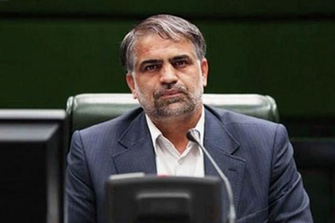 كهنگی قوانین حوزه كتاب/ مجلس تنقیح قوانین را پیگیری می‌كند