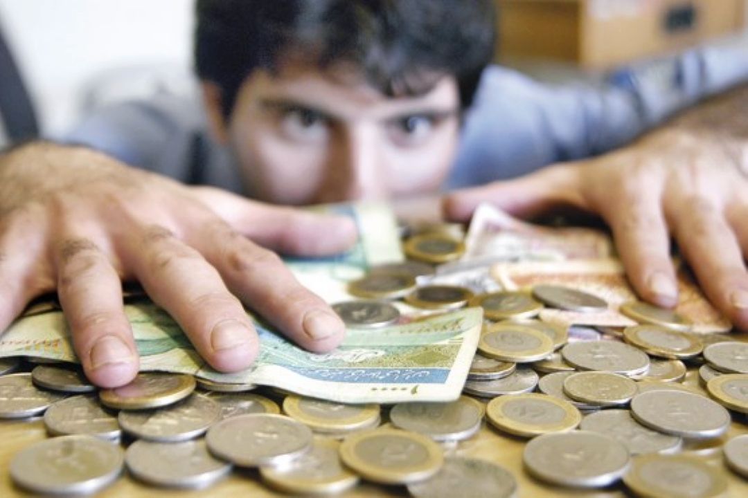 خساست و بازتاب آن در «بومرنگ» رادیو صبا 