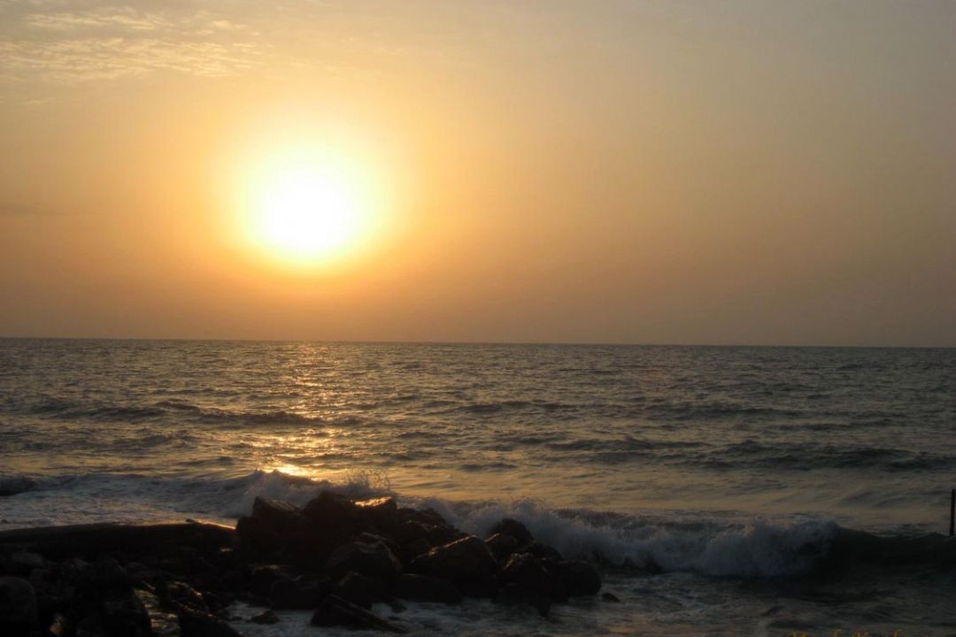 به رنگ سپیده