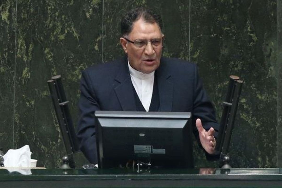 آوایی: مصوبه دولتی واردات خودرو هدف مجلس را برآورده نمی كند
