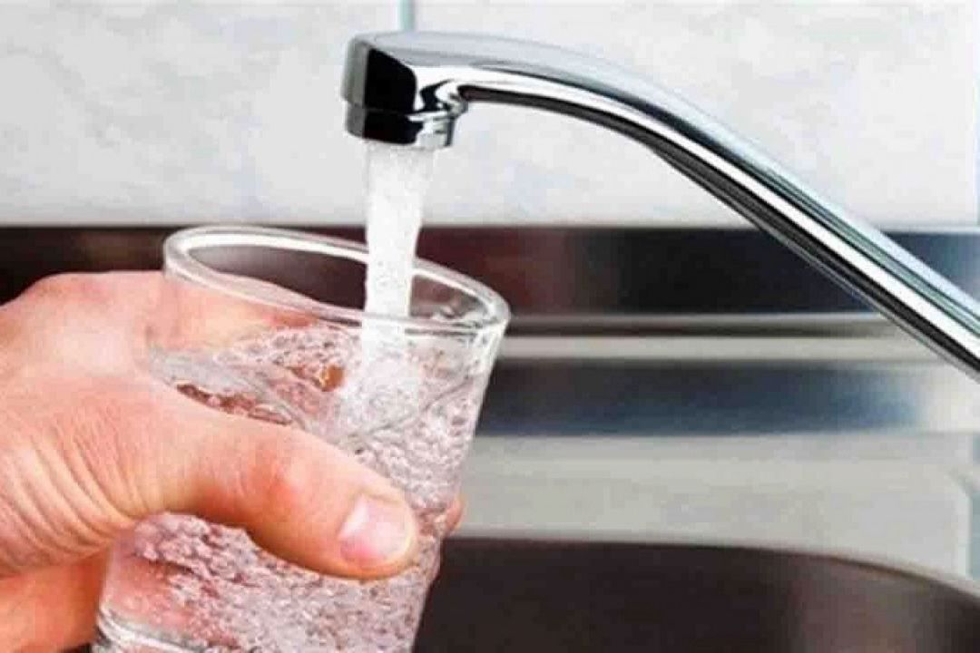 مصرف آب شرب شهروندان تهرانی در یك شبانه‌روز، معادل حجم آب دریاچه چیتگر است