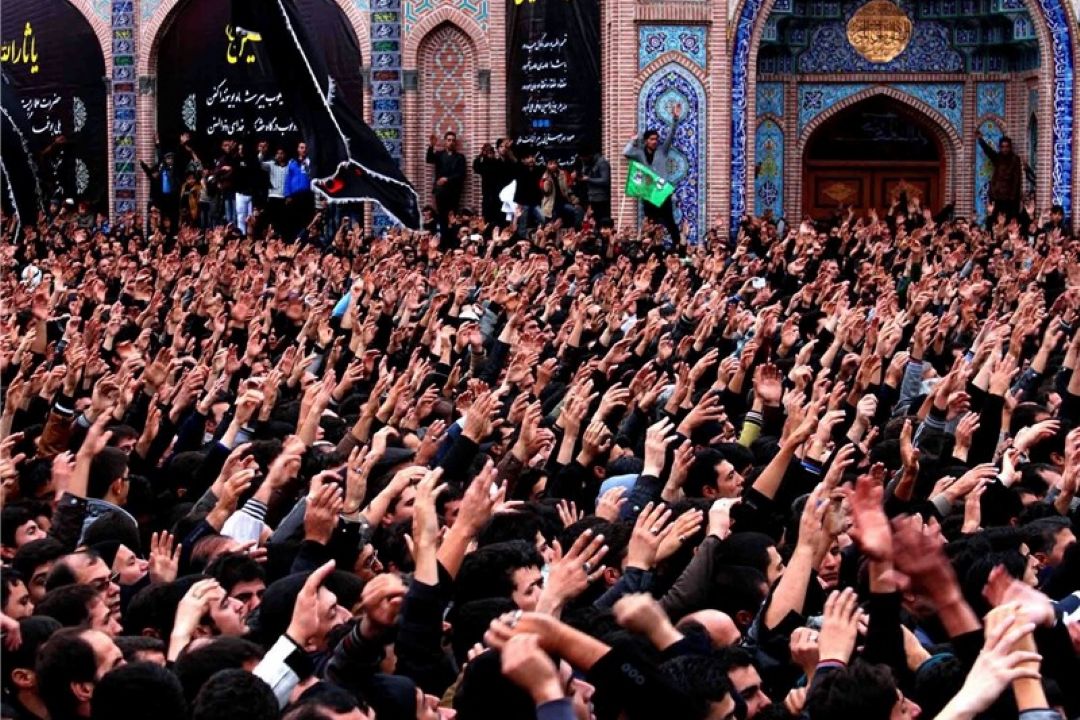 بررسی نهضت ماندگار عاشورا در رادیو اقتصاد 
