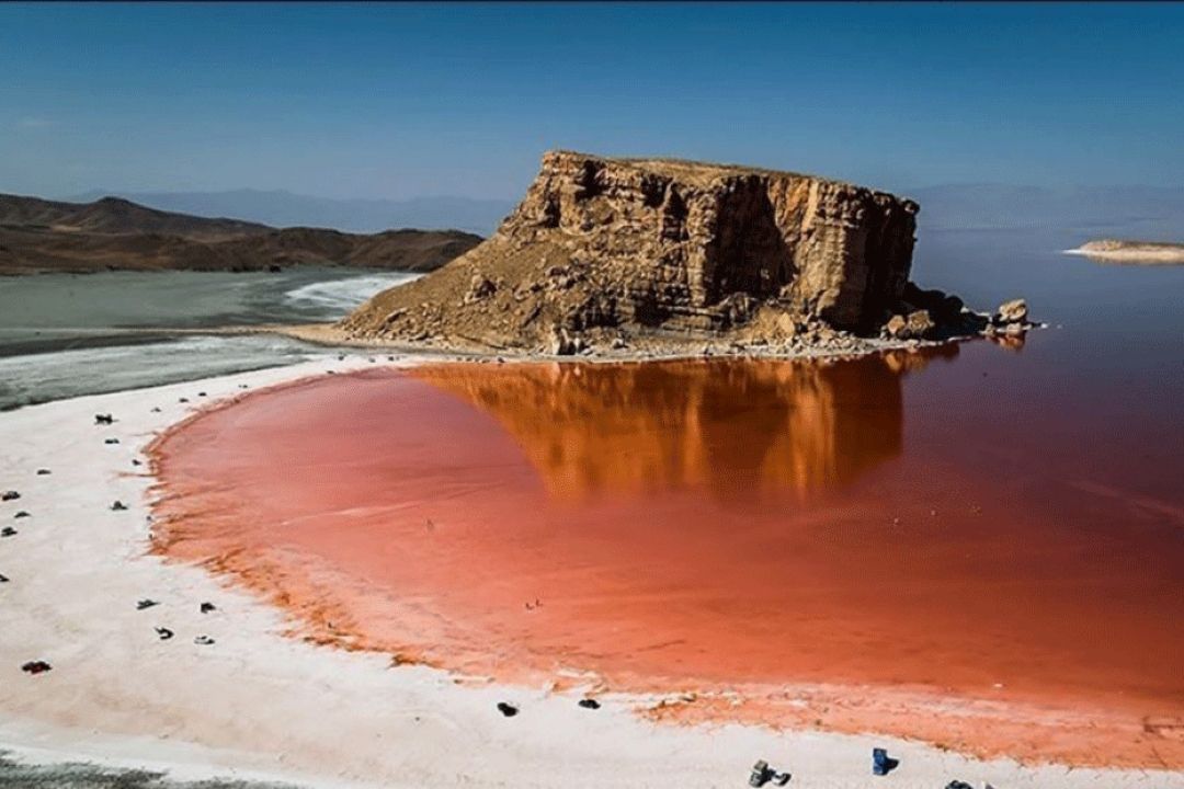 دریاچه ارومیه در حال حاضر كمترین میزان آب را دارد