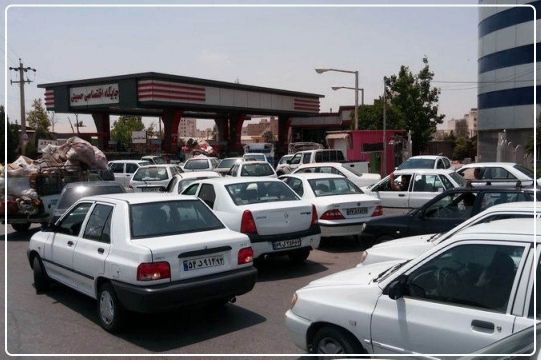 مصرف داخلی بنزین زیاد است؛ مسئولان حتی به صادرات فكر، هم نمی‌كنند+فایل صوتی