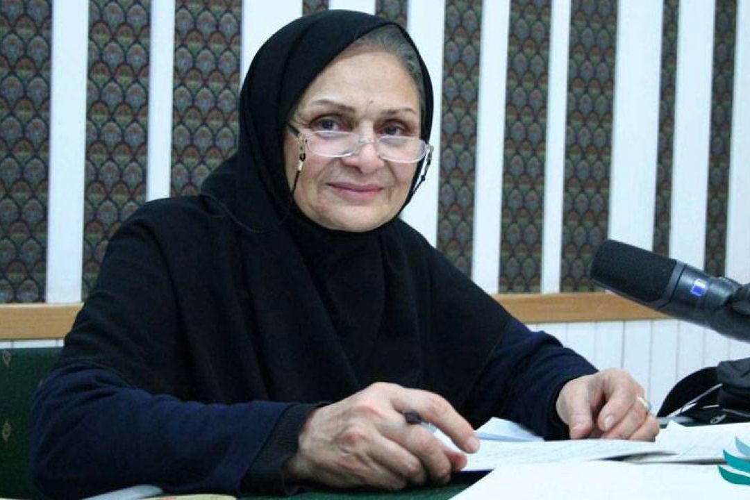 بستری شدن مادر رادیو در بیمارستان