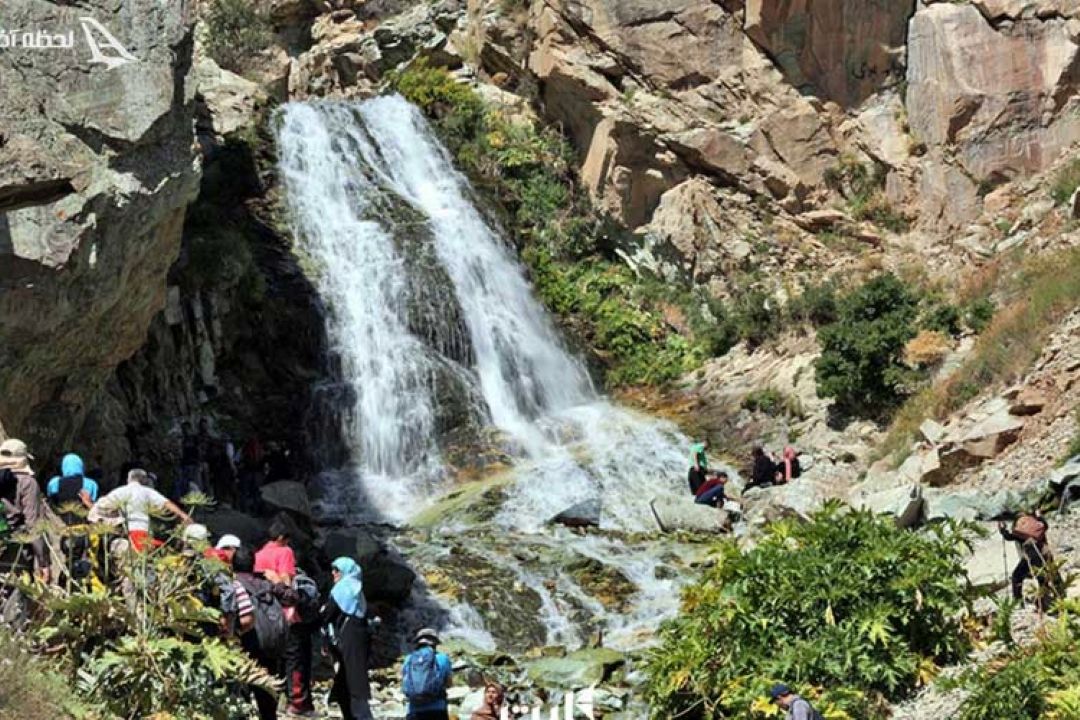 از روستای آهار تا قله­‌های ادبیات ایران در گفتگو با عرفان نظر آهاری در روستاگرد