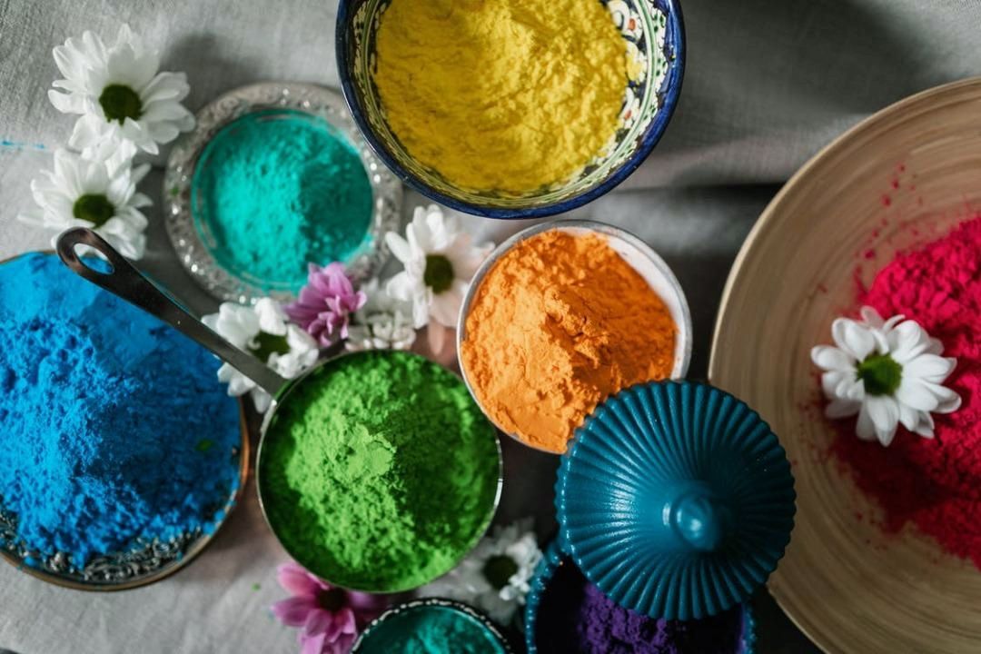 بررسی تولید و واردات رنگ های خوراكی