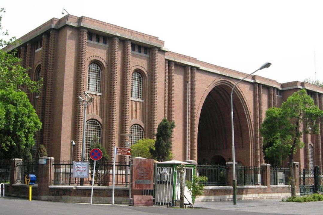 گذر ادیان، گذری در تهران قدیم 