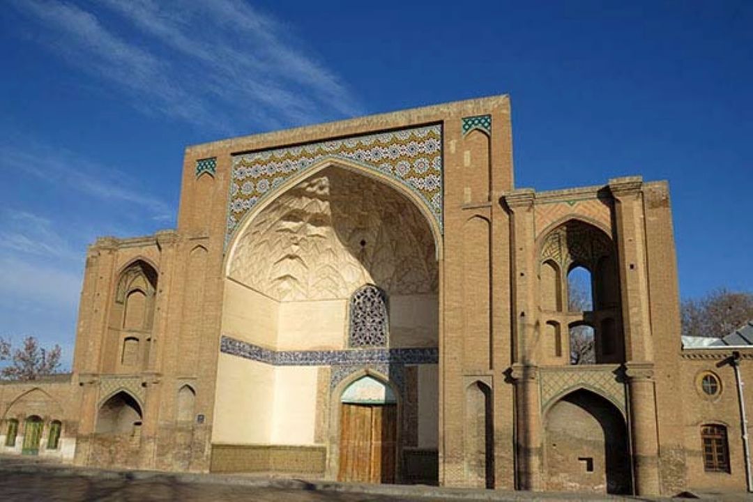 آشنایی با 