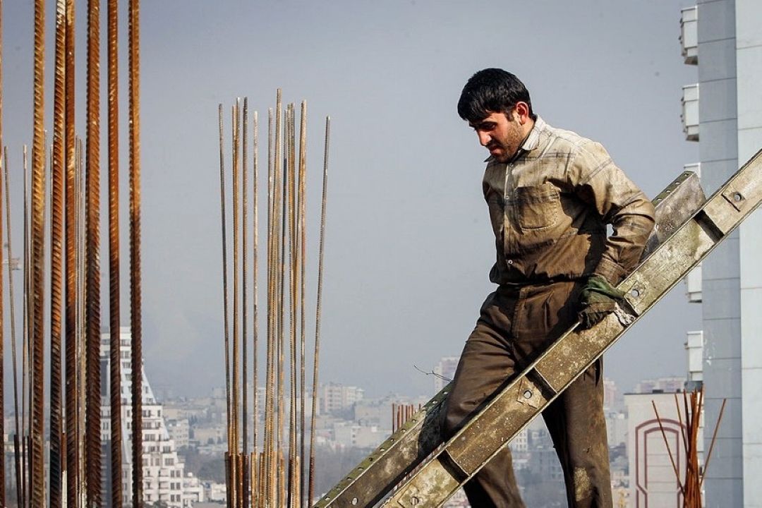 500 هزار كارگر ساختمانی در انتظار بیمه شدن 