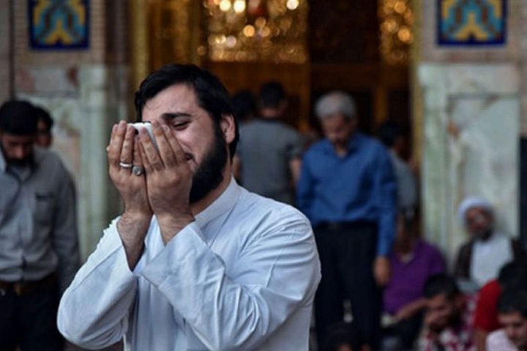 پخش زنده مراسم «اعمال ام داوود» از آستان حضرت عبدالعظیم (ع)