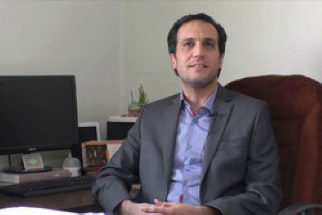 «زیر چتر لبخند» موتور محركه طنز در رادیو