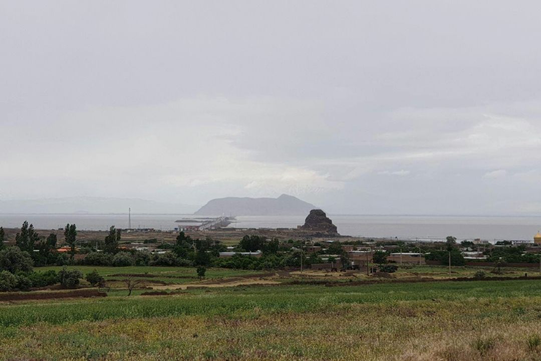 روستای آق گنبد