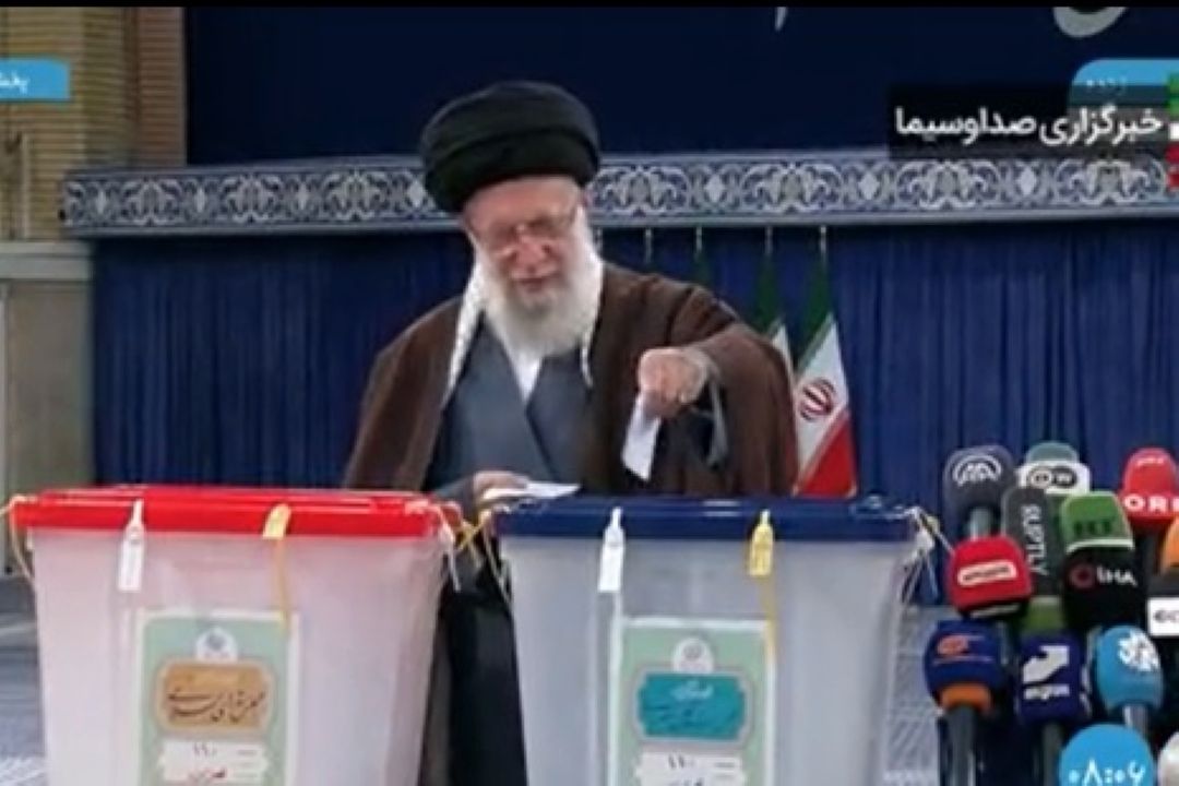 حضور رهبر انقلاب در انتخابات مجلس شورای اسلامی و خبرگان رهبری 