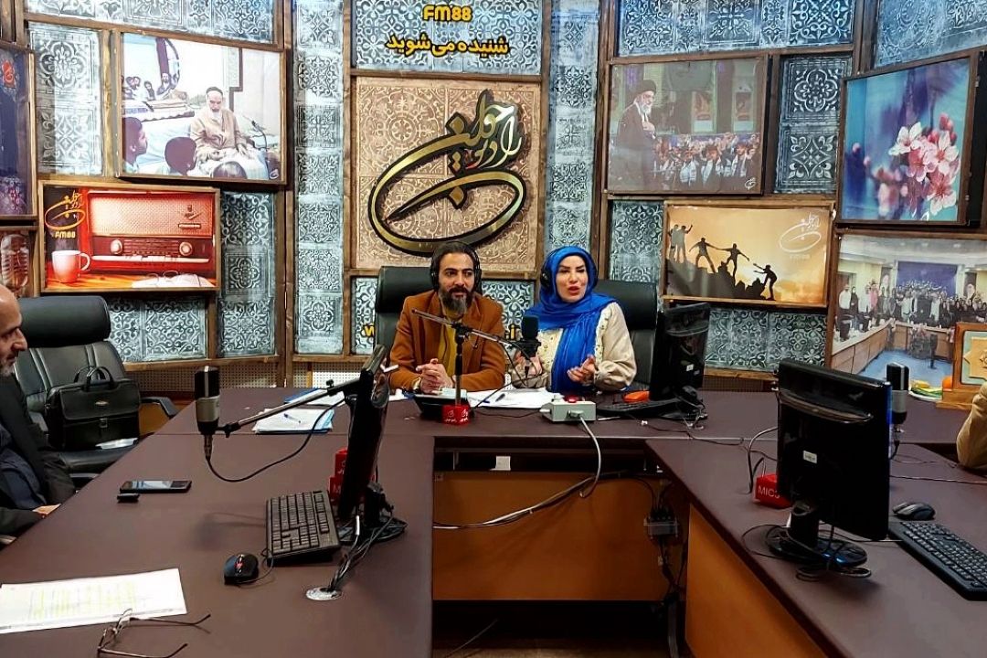 حضور رئیس سازمان صدا و سیما در شبكه رادیویی جوان