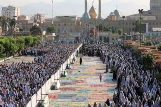 پوشش نماز عید فطر و بررسی روش‌های تداوم بندگی در رادیو جوان