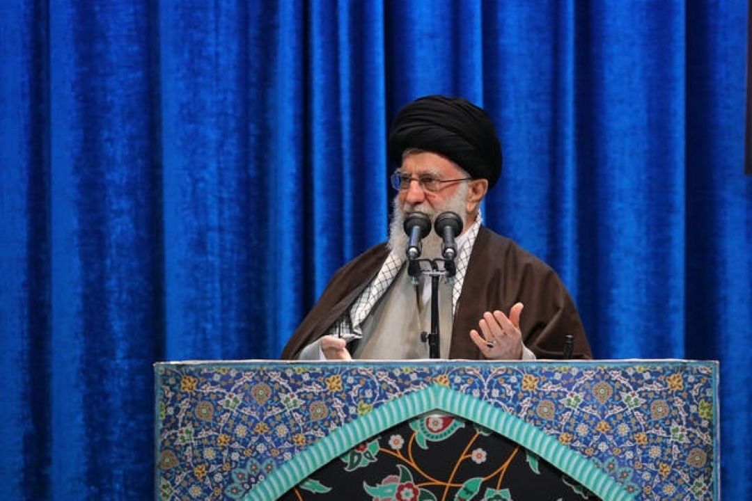 رهبر معظم انقلاب: امروز روزی‌ست كه امت اسلامی می‌تواند بر ترفند دشمنان اسلام و مسلمین فائق بیاید