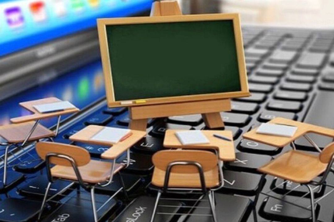  علم بهتر است یا معلم بلاگری؟ 