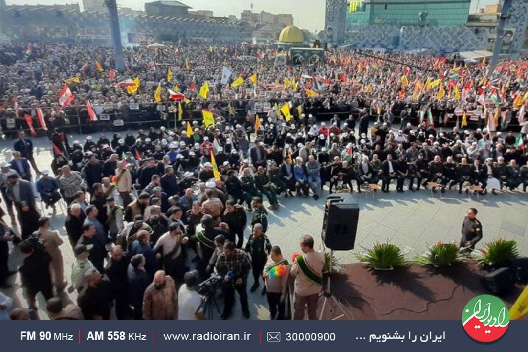 برگزاری مراسم تشییع سرلشكر شهید نیلفروشان در میدان امام حسین(ع)