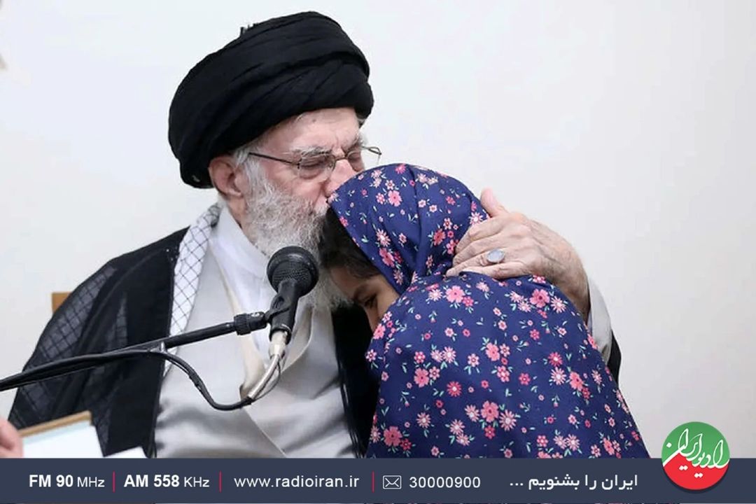 رهبر انقلاب: شهادت عزیزان پدافند هوایی، برجسته و مهم است