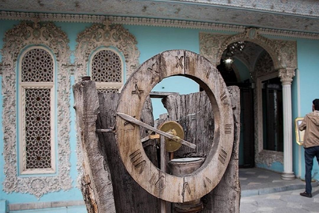 زمان بر زمان چگونه گذشت؟