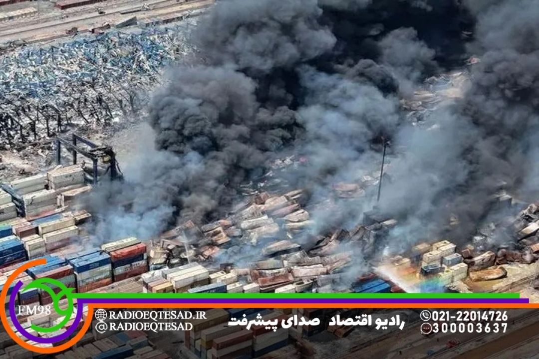 كاهش دود سیاه در بندر رجایی؛ وضعیت مدیریت حریق رو به بهبود است