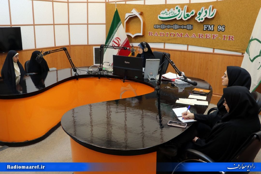 پشت صحنه برنامه زنده «زندگی زیباست»