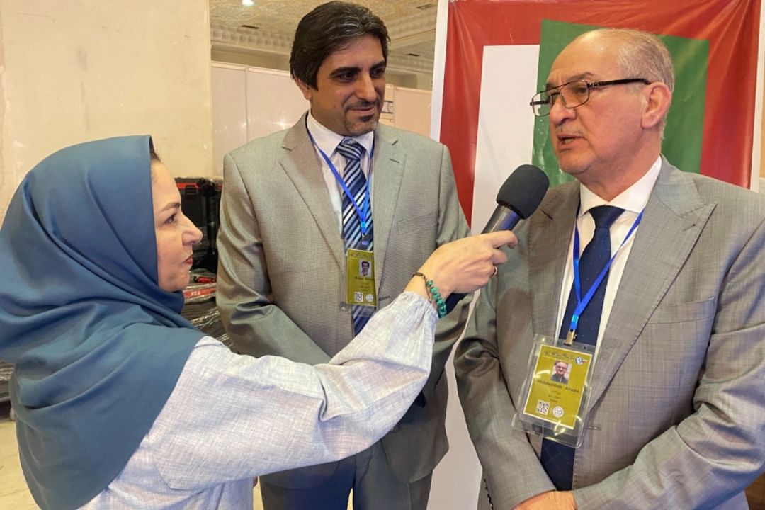 نمایشگاه كتاب تهران از لحاظ حضور گسترده ناشران از كشورهای مختلف و استقبال پرشور مردم، متمایز از سایر نمایشگاه‌ها است