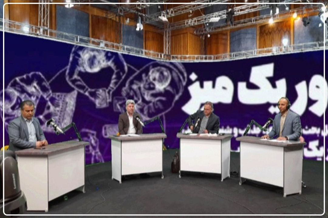در دور یك میز رادیو تهران بررسی شد؛ جنگ زبان‌ها در كافه‌های تهران