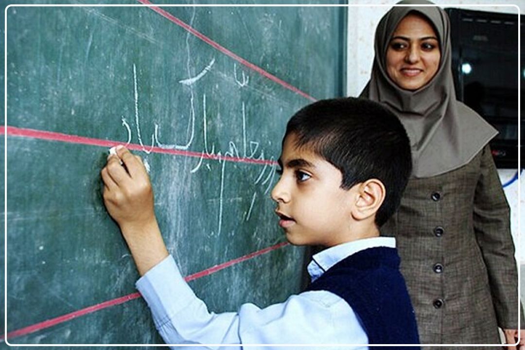  چهره‌نگاری صحیحِ معلمان؛ مطالبه‌ای كه باید محقق شود
