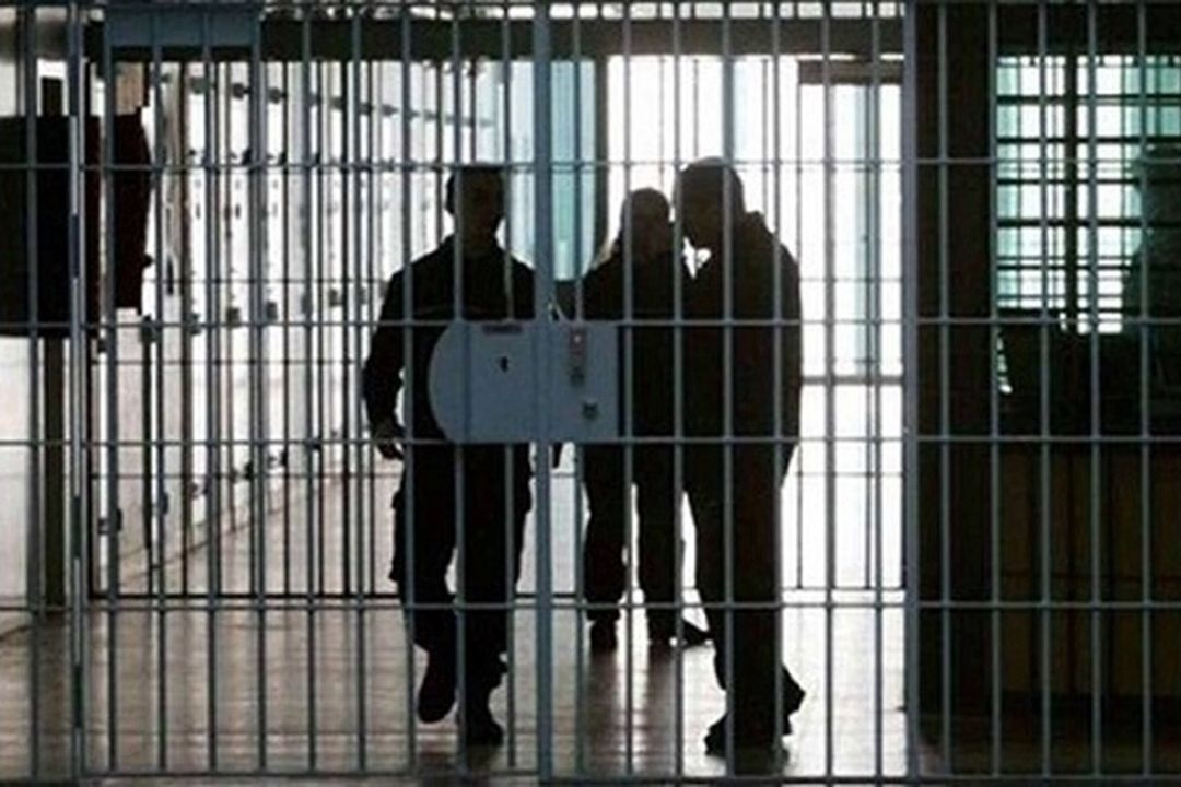 چگونه می‌توان به زندانیان كمك كرد؟