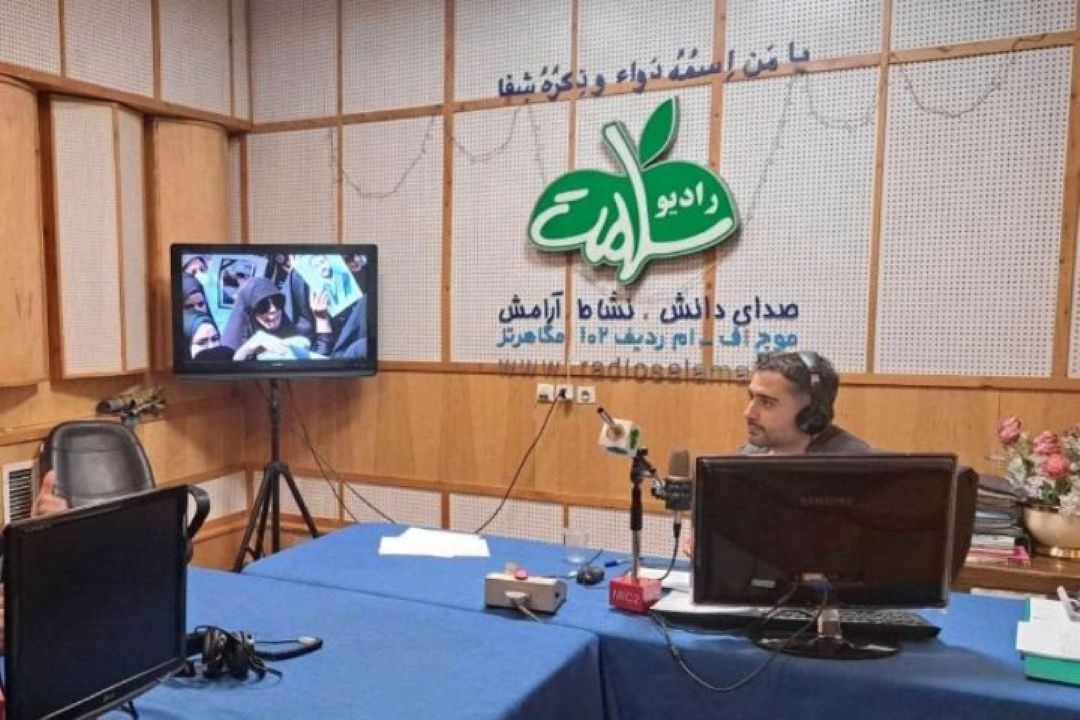 وقتی رادیو از عشق تولد حرف می‌زند/ روایت‌های صمیمی از پدر و مادر شدن در «چند حبه قند»